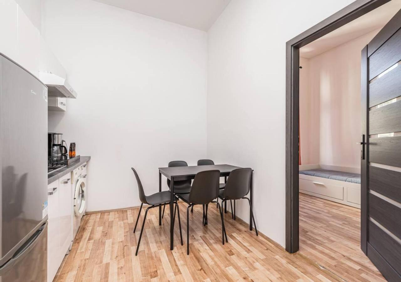 Elegance Apartments Prague Exterior photo